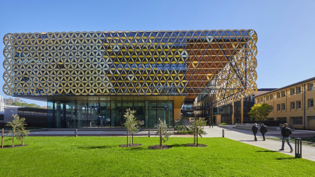 University of Western Australia campus image
