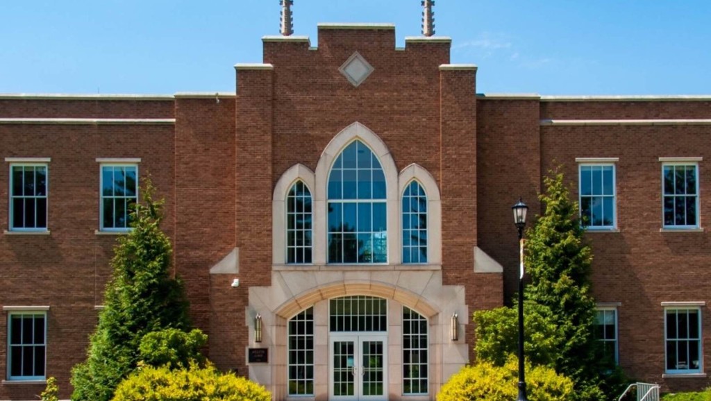 Andrews University campus image
