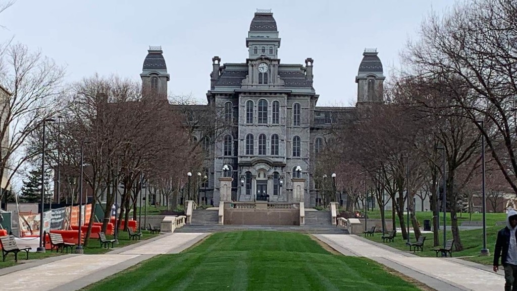 Syracuse University 校园图片
