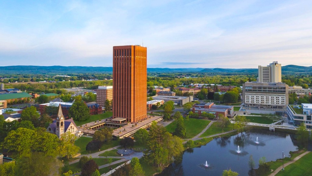 University of Massachusetts Amherst 校園圖片