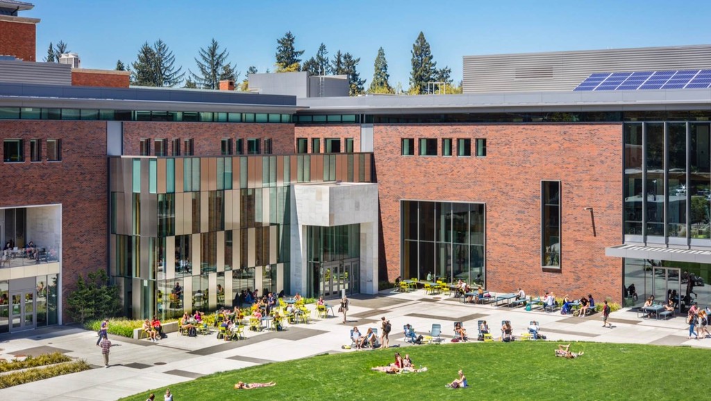 University of Oregon のキャンパス画像
